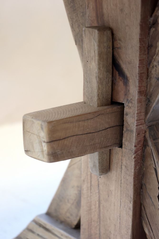 Grimaud Spisebord fra Chic Antique